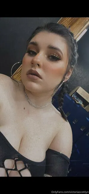 Victoriascottlyn OnlyFans Leaked Free Thumbnail Picture - #rxDaIyqOUw