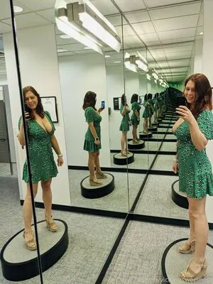 Victoriasweetness OnlyFans Leaked Free Thumbnail Picture - #4nF23GqpF3