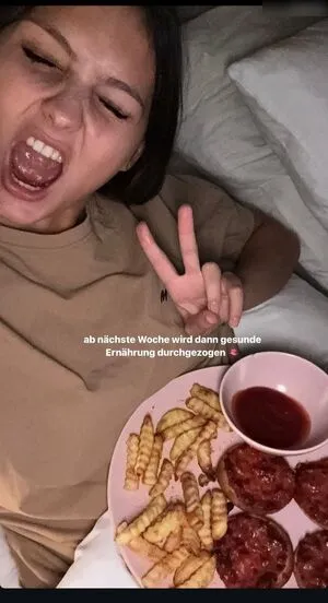 Videozeugs OnlyFans Leaked Free Thumbnail Picture - #fcIasc7K4K