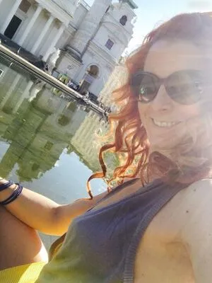 Vienna Love OnlyFans Leaked Free Thumbnail Picture - #rku6bNb099