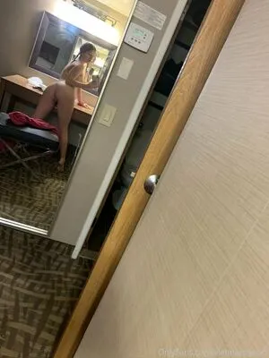 Viennaxxxrose OnlyFans Leaked Free Thumbnail Picture - #7MTLihiL5t