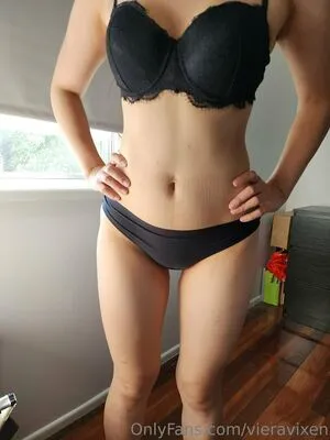 Vieravixen OnlyFans Leaked Free Thumbnail Picture - #q8f6UKGeYY