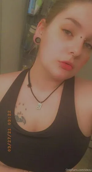 Viezu OnlyFans Leaked Free Thumbnail Picture - #boMQis50Xl