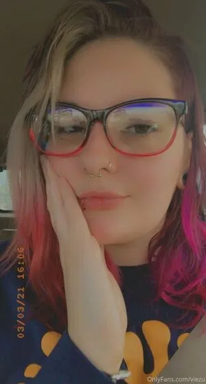 Viezu OnlyFans Leaked Free Thumbnail Picture - #nARD1S3uRe