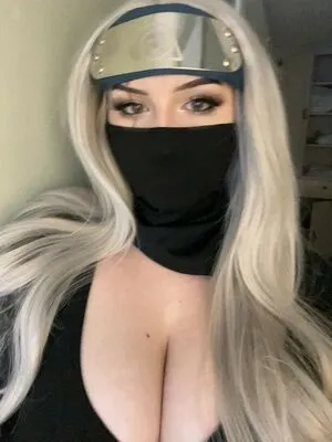 Viira OnlyFans Leaked Free Thumbnail Picture - #yeeZojrFc8