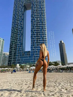 Viki Doux Free OnlyFans Leaked Free Thumbnail Picture - #FOr00aUmAl