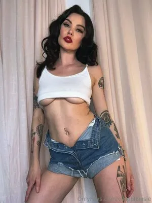 Vikki Blows OnlyFans Leaked Free Thumbnail Picture - #40Rvz4UeJE