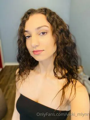 Vikki Mlynn OnlyFans Leaked Free Thumbnail Picture - #IN6IW6st0r