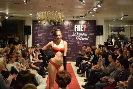 Viktoria Sonntag OnlyFans Leaked Free Thumbnail Picture - #2XHklsgzNH