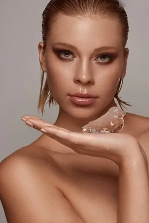 Viktoria Sonntag OnlyFans Leaked Free Thumbnail Picture - #jLYDrC52i2