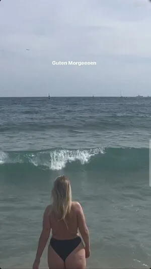 Viky Kid OnlyFans Leaked Free Thumbnail Picture - #0xWDWlSGdo