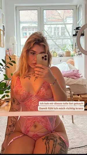 Viky Kid OnlyFans Leaked Free Thumbnail Picture - #2oriewA1X9