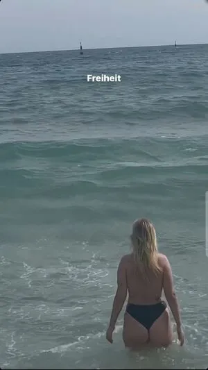 Viky Kid OnlyFans Leaked Free Thumbnail Picture - #bDGDF15Qs2