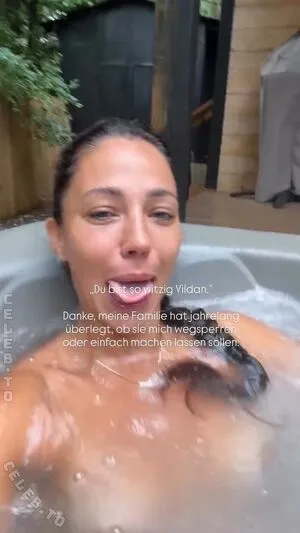 Vildan Cirpan OnlyFans Leaked Free Thumbnail Picture - #guAGuYYZgL