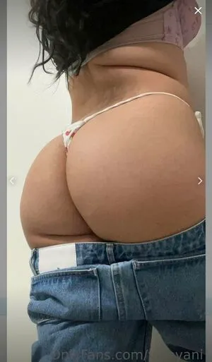 Villeyani OnlyFans Leaked Free Thumbnail Picture - #rFinI2fccL