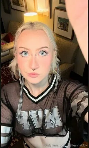 Vinnyballerina OnlyFans Leaked Free Thumbnail Picture - #7QPARarX4L