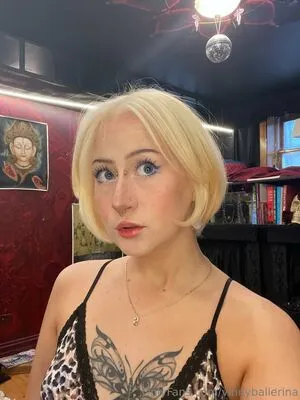 Vinnyballerina OnlyFans Leaked Free Thumbnail Picture - #9cG3ZM0uAo