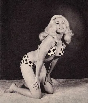Vintage English Pinups OnlyFans Leaked Free Thumbnail Picture - #RggicHIh2B