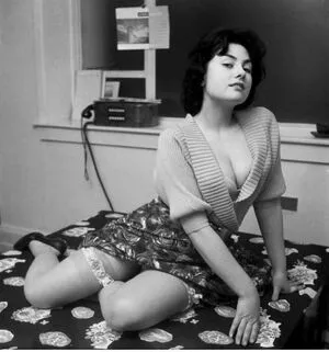 Vintage English Pinups OnlyFans Leaked Free Thumbnail Picture - #wAJ0VMwKa0