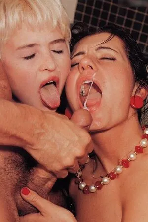 Vintage Erwachsenen Zeitschriften OnlyFans Leaked Free Thumbnail Picture - #7hWQpkTk5p