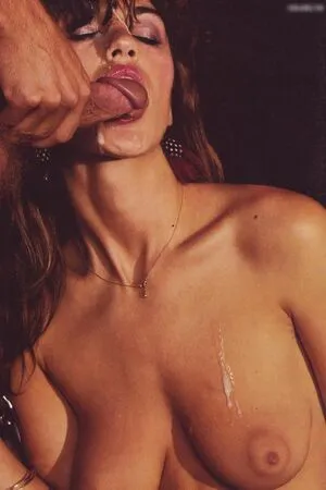 Vintage Erwachsenen Zeitschriften OnlyFans Leaked Free Thumbnail Picture - #Aymqni7h2g