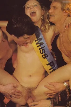 Vintage Erwachsenen Zeitschriften OnlyFans Leaked Free Thumbnail Picture - #Ki2Qa3uOfm