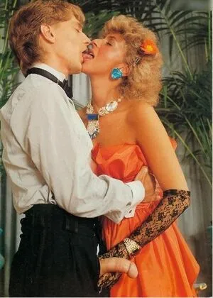 Vintage Erwachsenen Zeitschriften OnlyFans Leaked Free Thumbnail Picture - #S0k9slQ6Cw