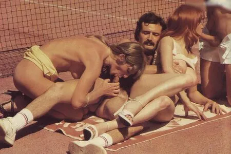 Vintage Erwachsenen Zeitschriften OnlyFans Leaked Free Thumbnail Picture - #Sdk6u7MWN3