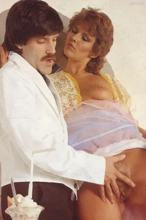 Vintage Erwachsenen Zeitschriften OnlyFans Leaked Free Thumbnail Picture - #jqrCUUSxF7