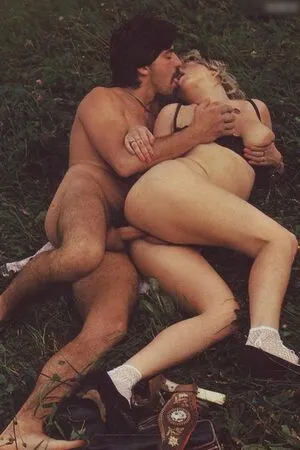 Vintage Erwachsenen Zeitschriften OnlyFans Leaked Free Thumbnail Picture - #vhaa104xNR