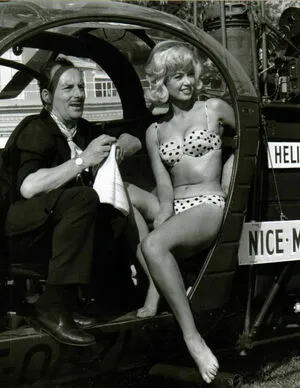 Vintage Sexy Celebs OnlyFans Leaked Free Thumbnail Picture - #0tyQRY2lxR