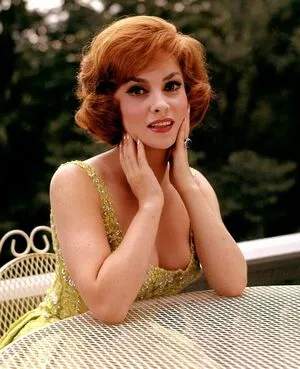 Vintage Sexy Celebs OnlyFans Leaked Free Thumbnail Picture - #1SsB1RqFWK