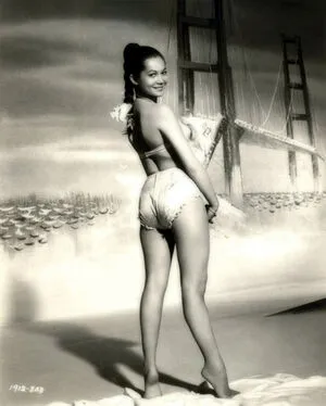 Vintage Sexy Celebs OnlyFans Leaked Free Thumbnail Picture - #3ZLc8wkVKK