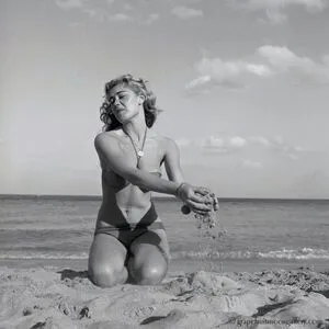 Vintage Sexy Celebs OnlyFans Leaked Free Thumbnail Picture - #5vhyzv2jAM