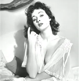 Vintage Sexy Celebs OnlyFans Leaked Free Thumbnail Picture - #9VI9vdCLia