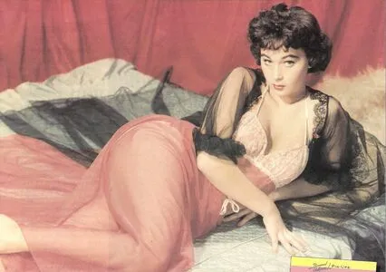 Vintage Sexy Celebs OnlyFans Leaked Free Thumbnail Picture - #A4J5L0NpJX