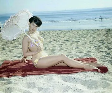 Vintage Sexy Celebs OnlyFans Leaked Free Thumbnail Picture - #HacptwNgEN