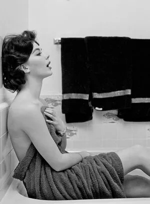 Vintage Sexy Celebs OnlyFans Leaked Free Thumbnail Picture - #IFTBLZO5PR