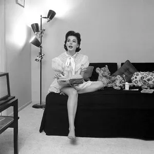 Vintage Sexy Celebs OnlyFans Leaked Free Thumbnail Picture - #NDxLJDzBmX