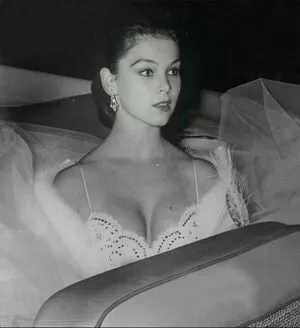 Vintage Sexy Celebs OnlyFans Leaked Free Thumbnail Picture - #Rk4SUONNPG