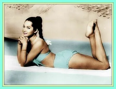 Vintage Sexy Celebs OnlyFans Leaked Free Thumbnail Picture - #a8gi0S8Hf6