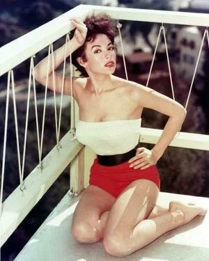Vintage Sexy Celebs OnlyFans Leaked Free Thumbnail Picture - #dSpvk2obLn
