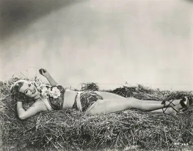 Vintage Sexy Celebs OnlyFans Leaked Free Thumbnail Picture - #fwnegnn2yK