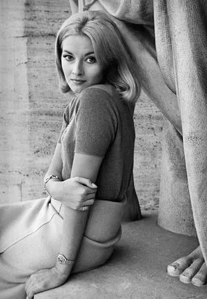 Vintage Sexy Celebs OnlyFans Leaked Free Thumbnail Picture - #ltmyi8nHfg