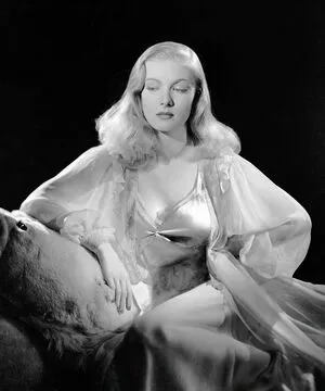 Vintage Sexy Celebs OnlyFans Leaked Free Thumbnail Picture - #otMHQ46UX7