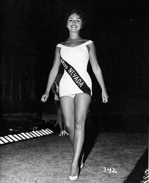 Vintage Sexy Celebs OnlyFans Leaked Free Thumbnail Picture - #xB6fV7vhPL