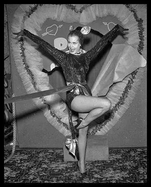 Vintage Sexy Celebs OnlyFans Leaked Free Thumbnail Picture - #xnvY4ObIYi