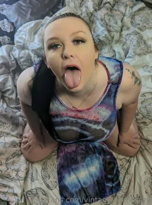 Vintagewitchteaze OnlyFans Leaked Free Thumbnail Picture - #L9K4Yw7kP4
