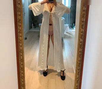 Vinted Ebay OnlyFans Leaked Free Thumbnail Picture - #4X821O0k2m