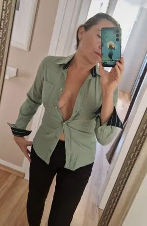 Vinted Ebay OnlyFans Leaked Free Thumbnail Picture - #8Bp64vHtAt